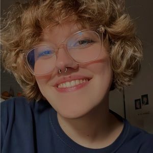 Meet your Posher, Aven